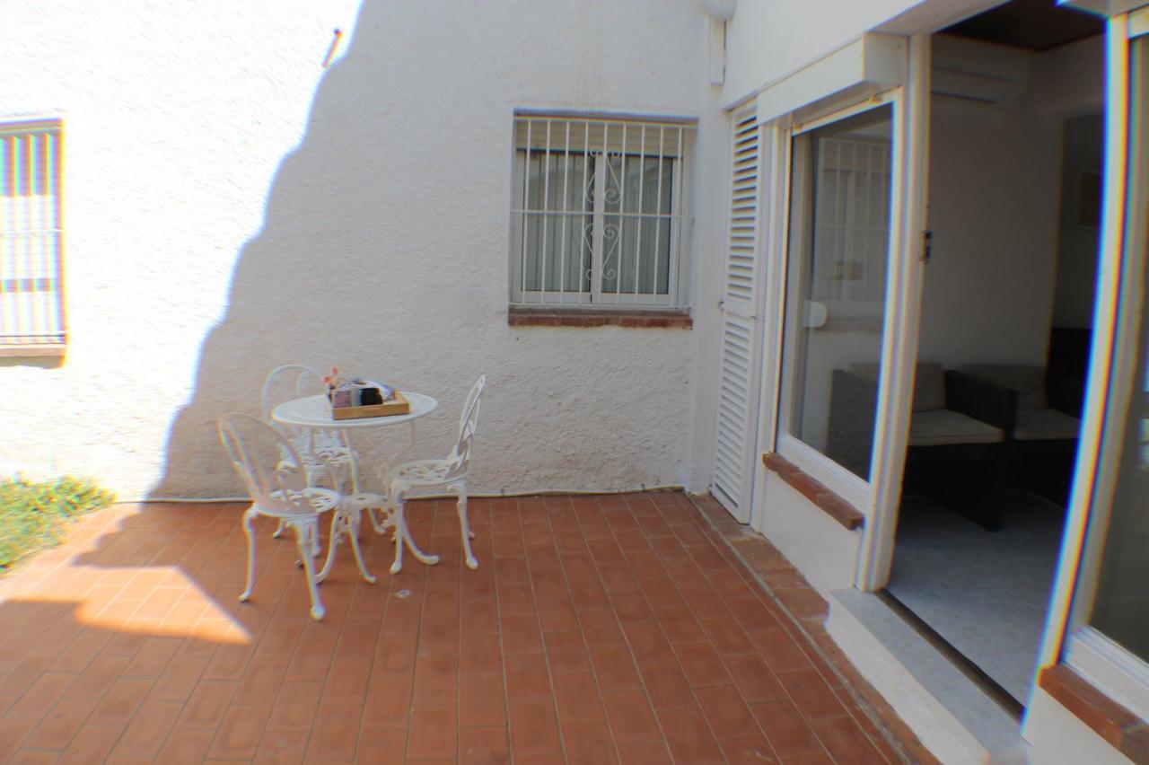 Agi Port De Rosas Apartment ภายนอก รูปภาพ