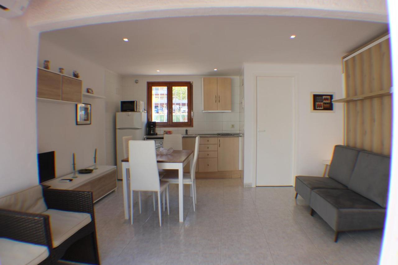 Agi Port De Rosas Apartment ภายนอก รูปภาพ