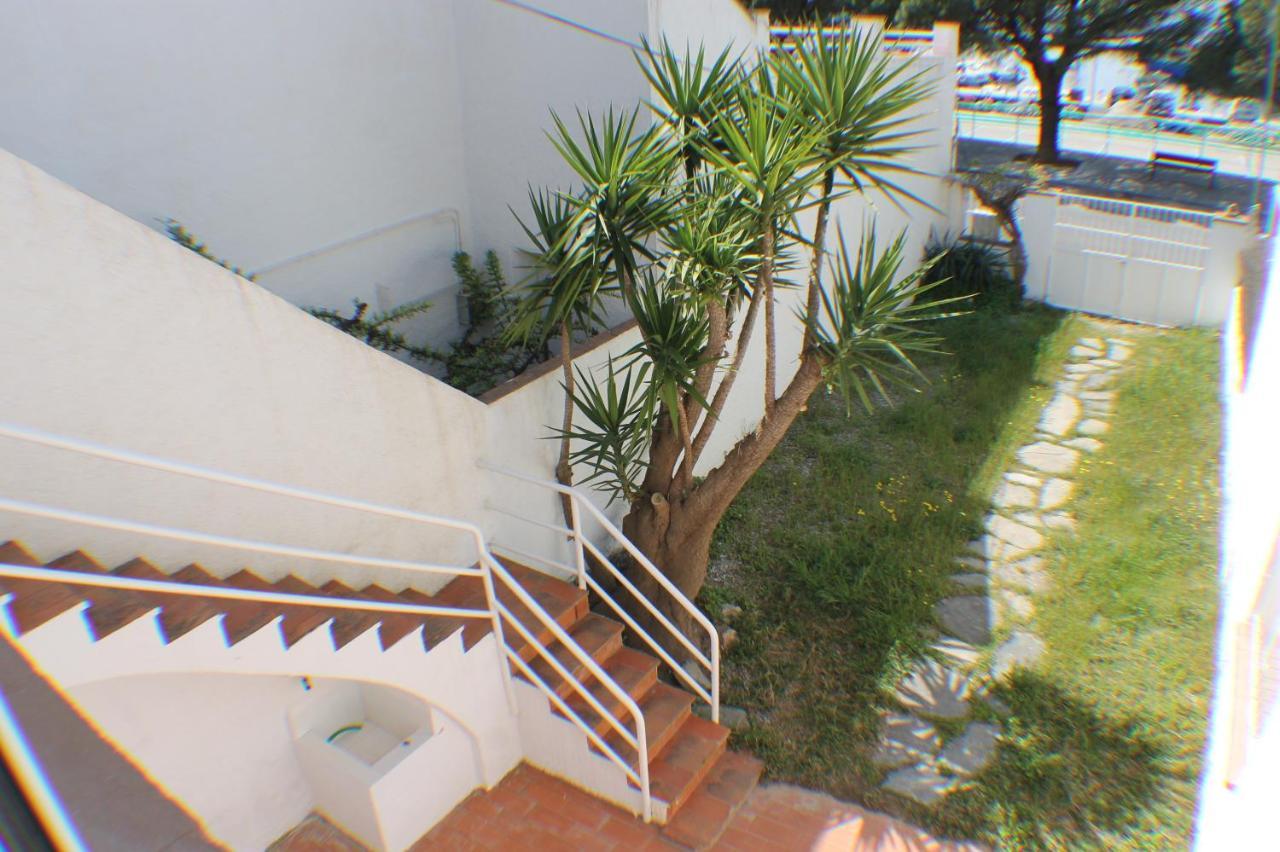 Agi Port De Rosas Apartment ภายนอก รูปภาพ