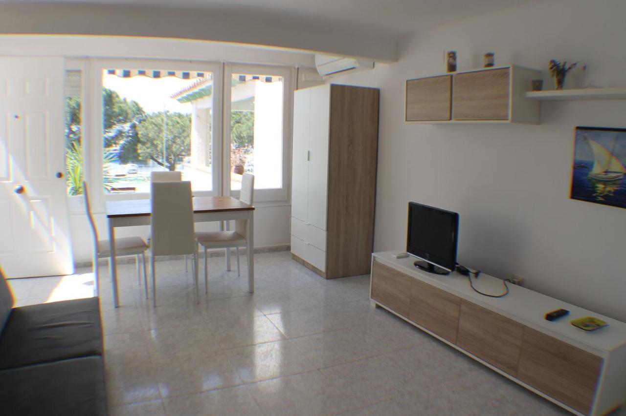 Agi Port De Rosas Apartment ภายนอก รูปภาพ