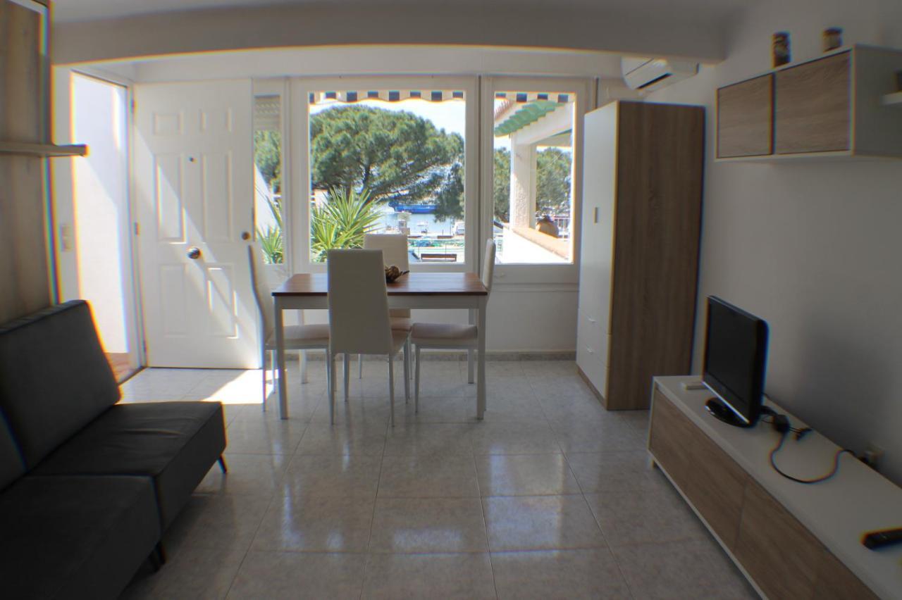 Agi Port De Rosas Apartment ภายนอก รูปภาพ