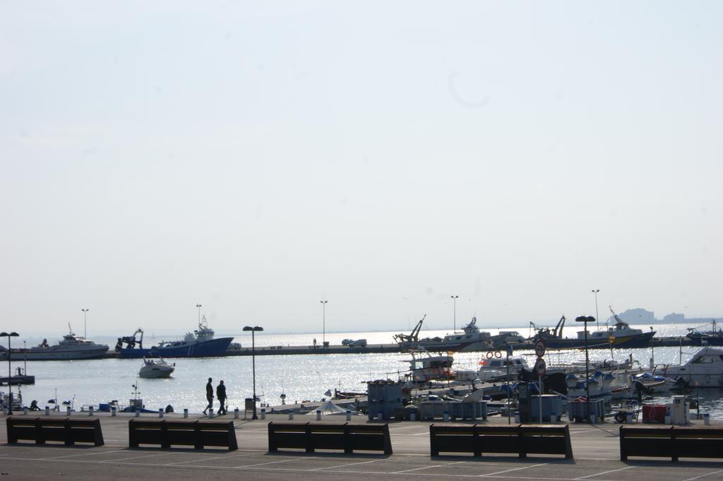 Agi Port De Rosas Apartment ภายนอก รูปภาพ